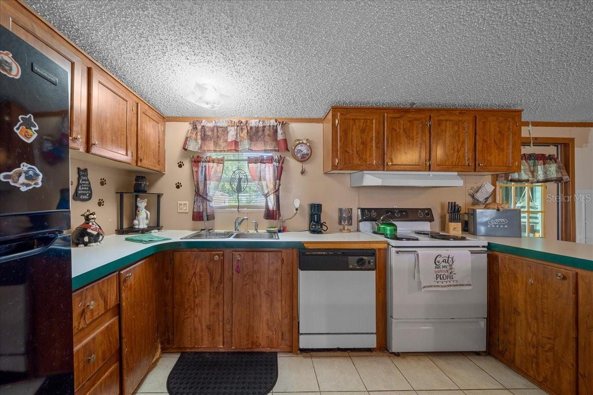 LAKE WEIR HEIGHTS - Residential