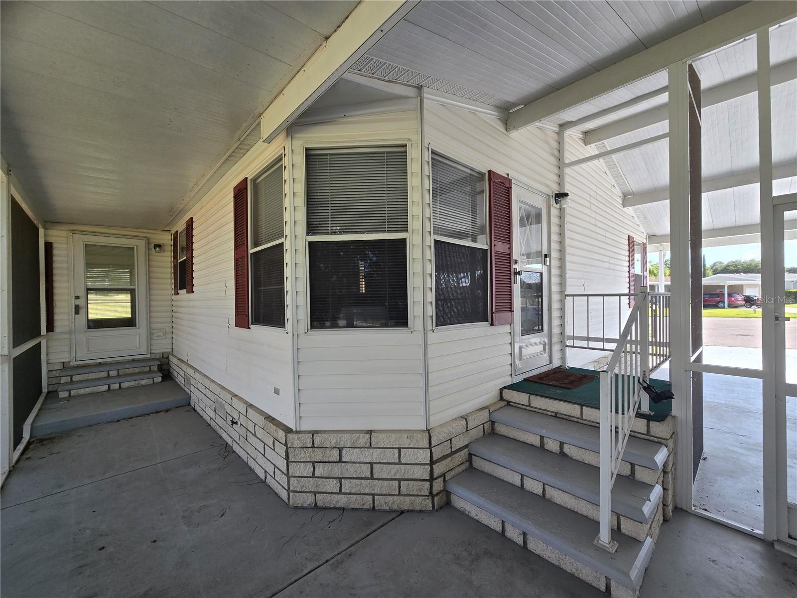 4122 MYRTLE OAK COURT 851