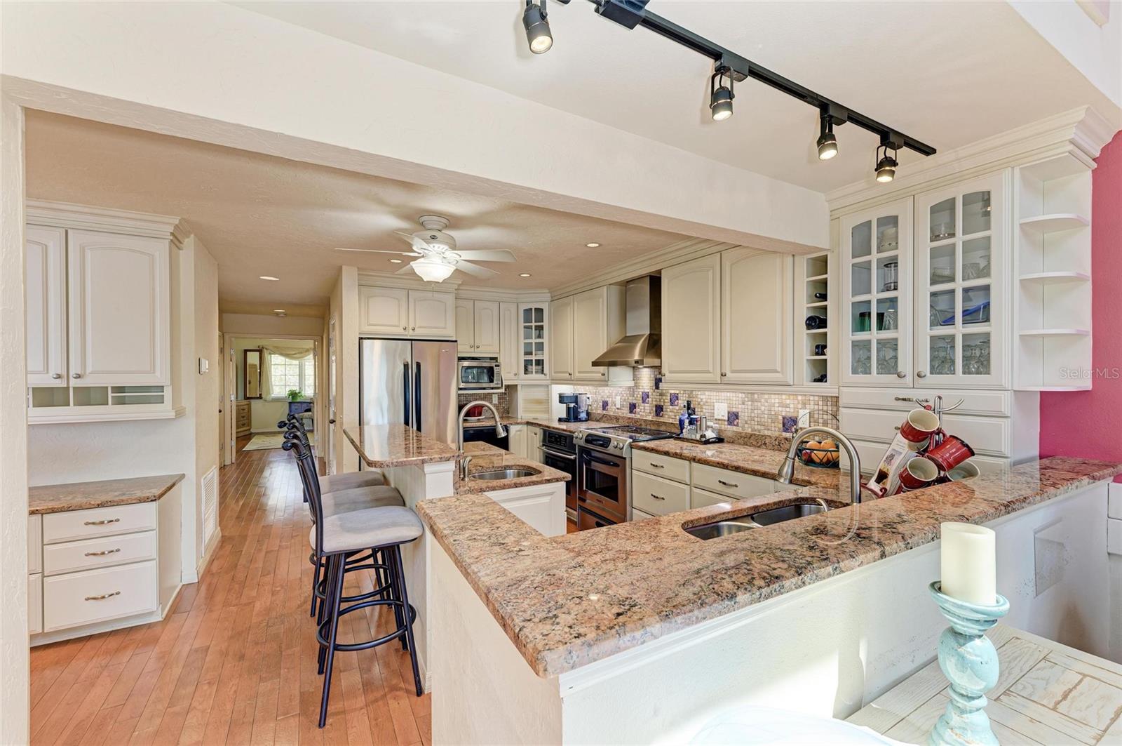 TIDY ISLAND PH I - Residential