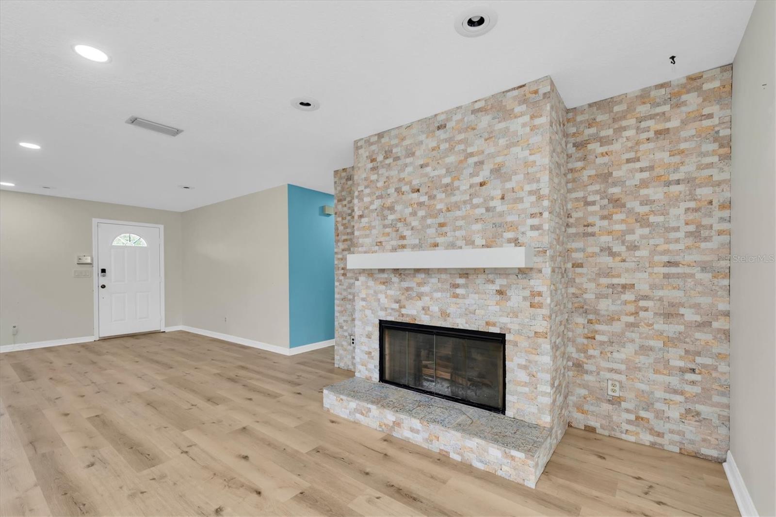 OAKHURST HIGHLANDS - Residential