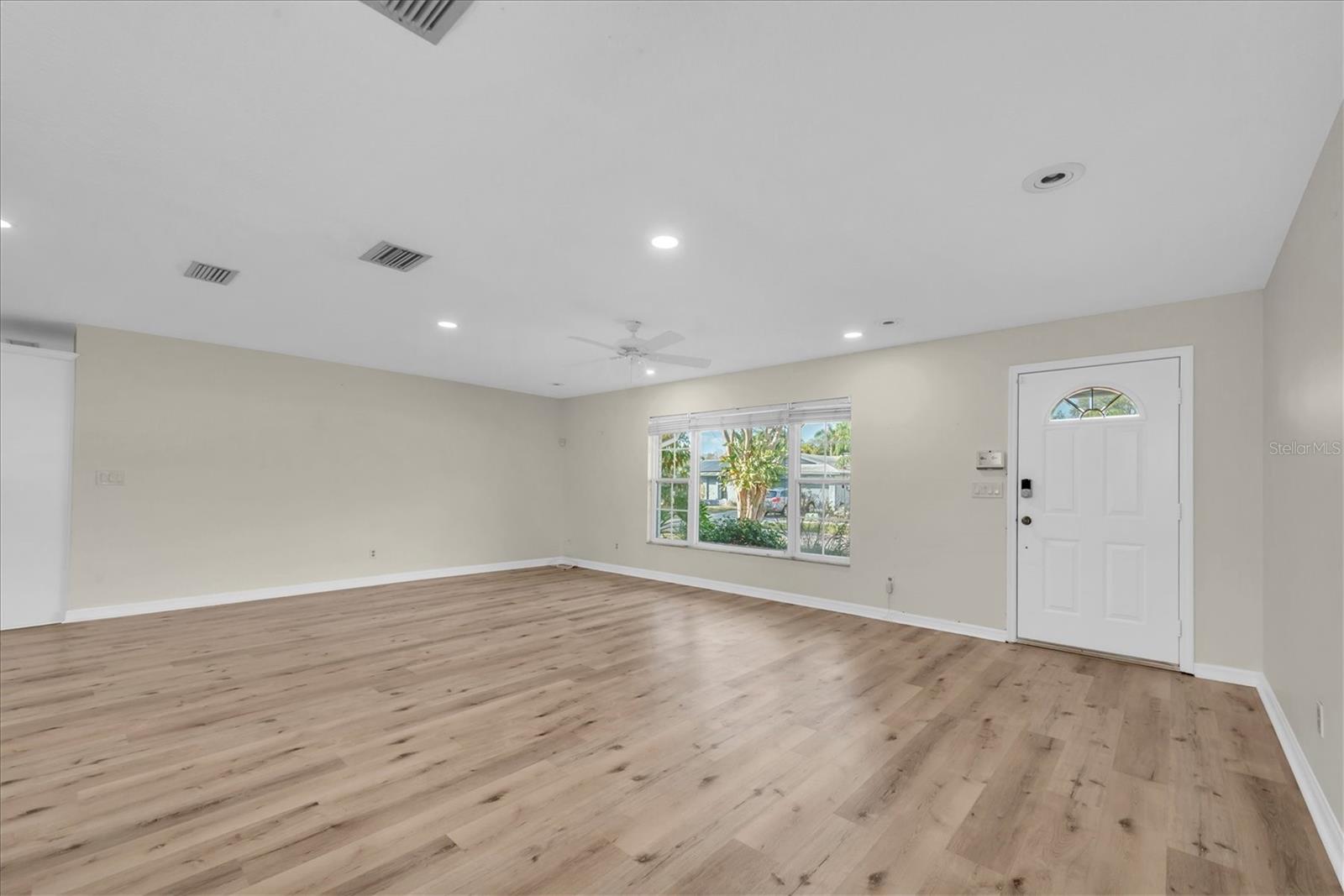 OAKHURST HIGHLANDS - Residential