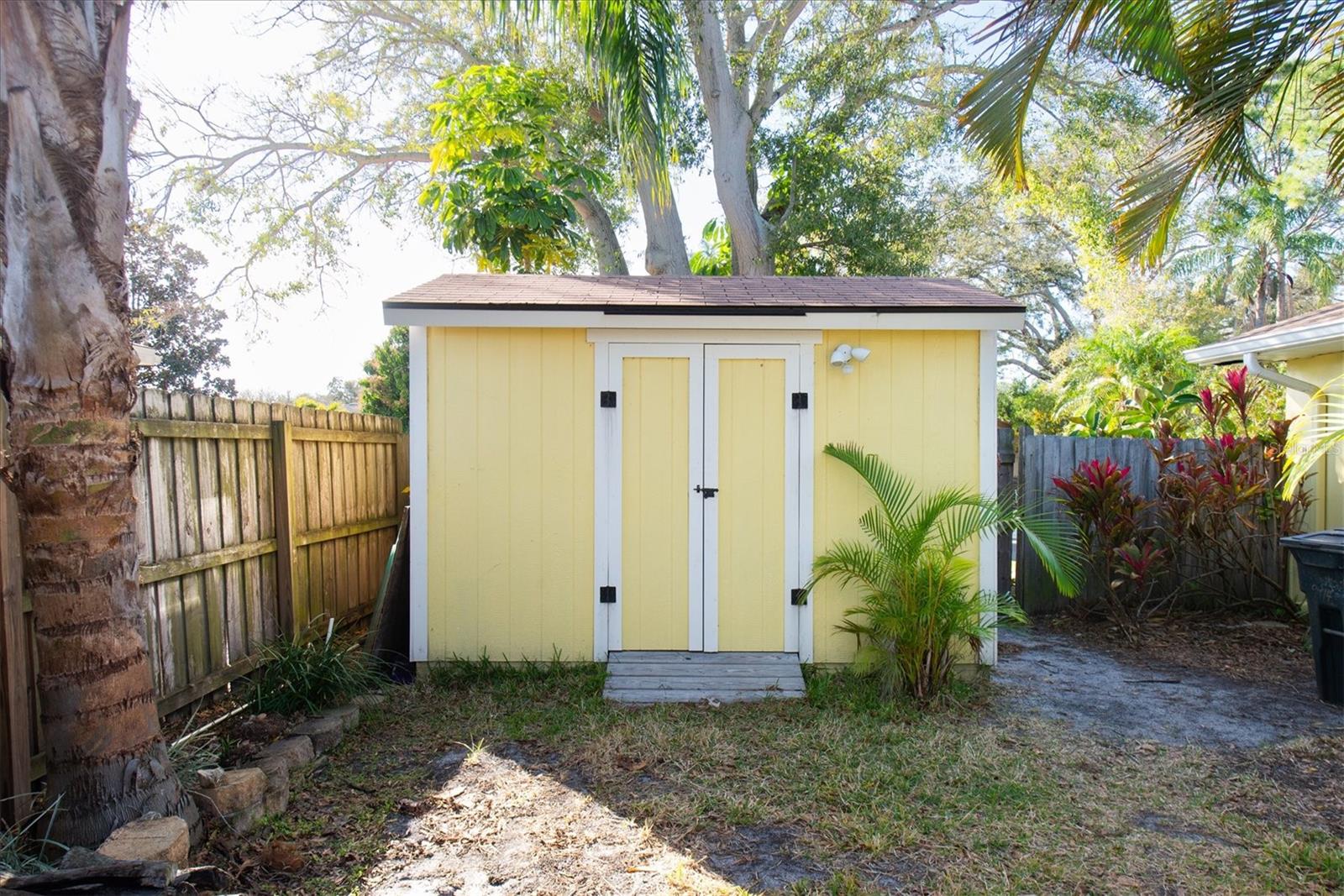 OAKHURST HIGHLANDS - Residential