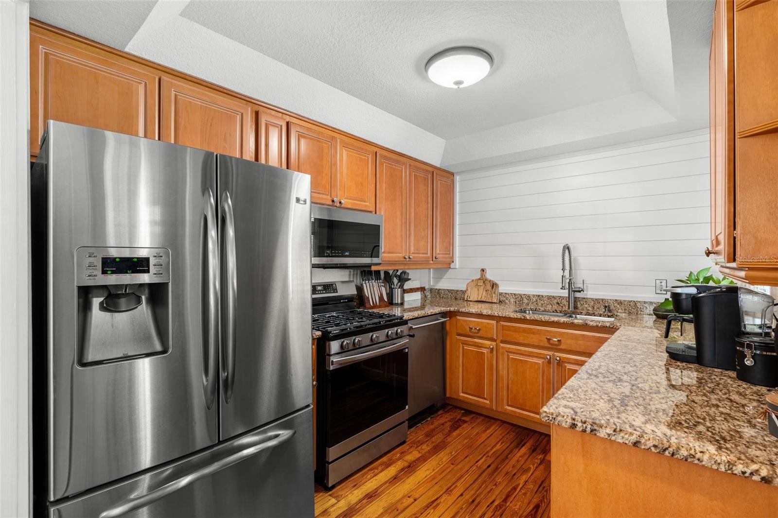 LAWSONA PARK - Residential