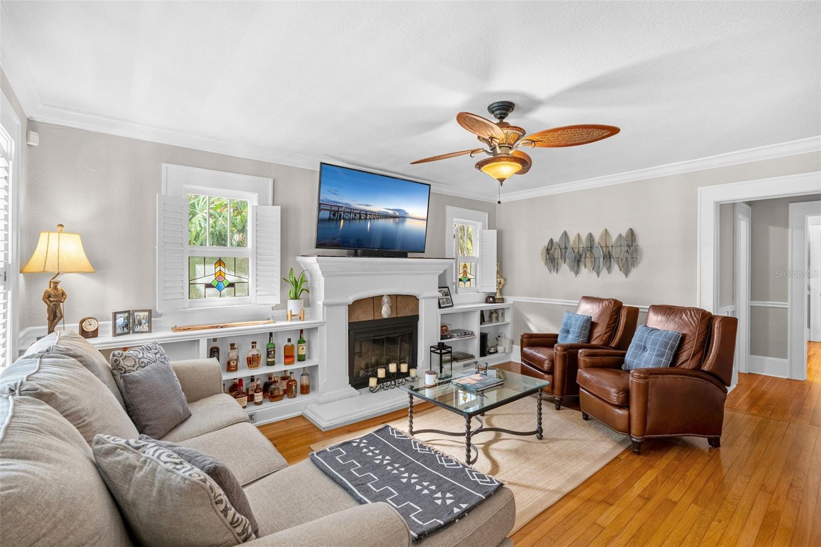 1003 E JACKSON STREET