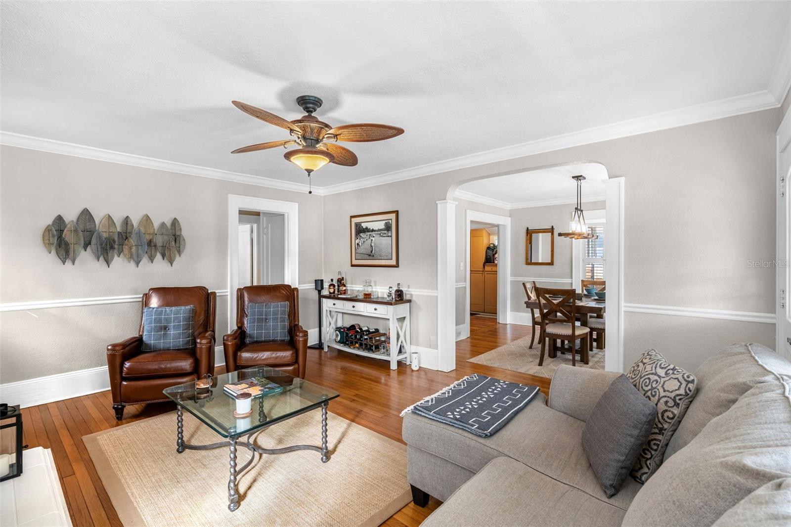 1003 E JACKSON STREET