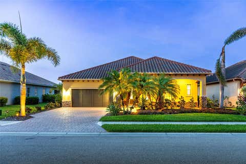 Photo of 4703 Tobermory Way, Bradenton, FL 34211 (MLS # A4692364)