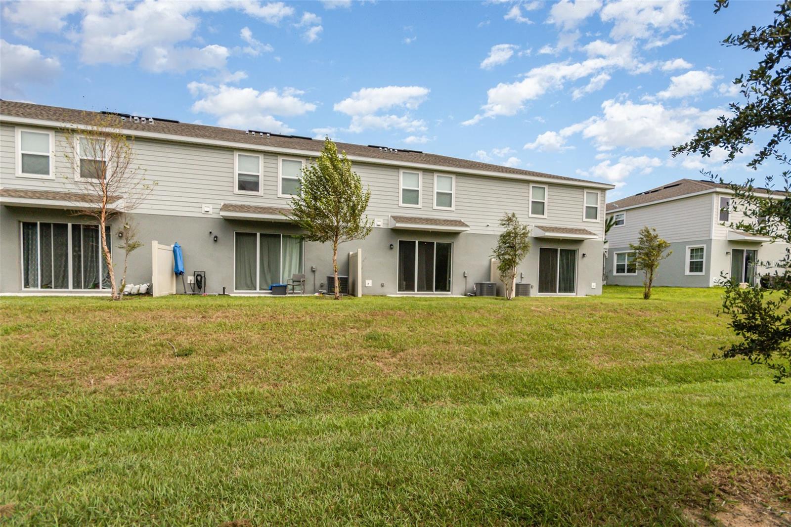 HOLDEN RIDGE TOWNHOMES - Residential