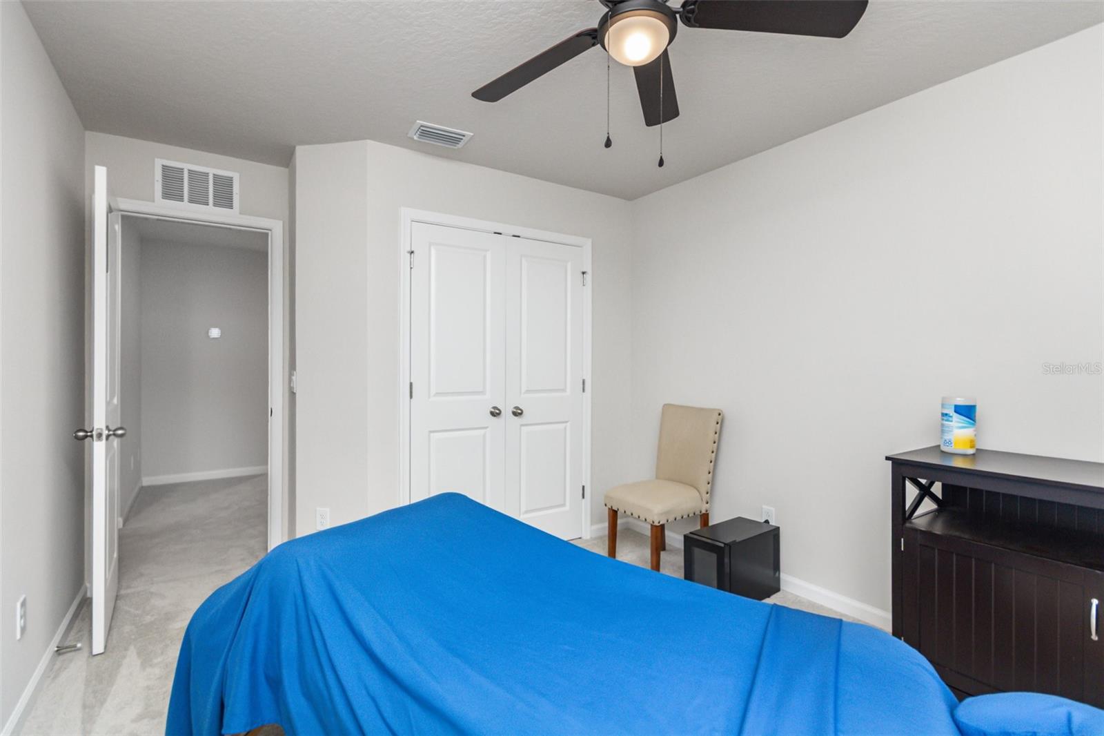 HOLDEN RIDGE TOWNHOMES - Residential