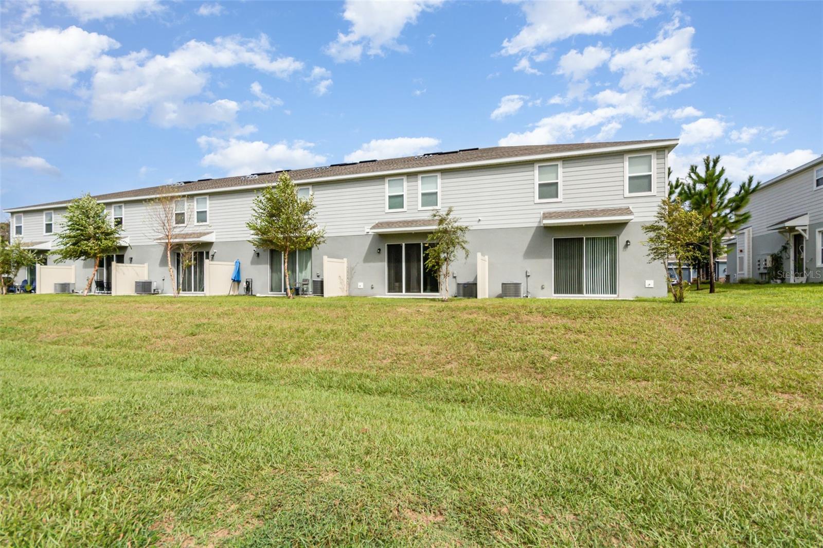 HOLDEN RIDGE TOWNHOMES - Residential