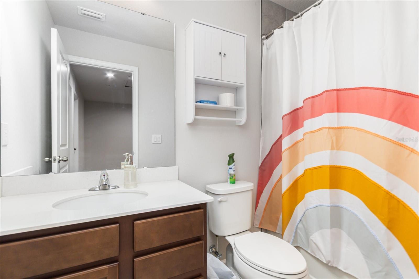 HOLDEN RIDGE TOWNHOMES - Residential