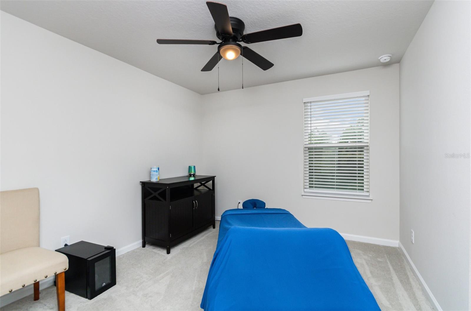 HOLDEN RIDGE TOWNHOMES - Residential