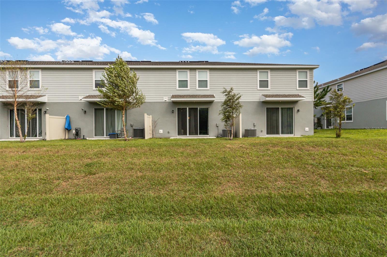 HOLDEN RIDGE TOWNHOMES - Residential