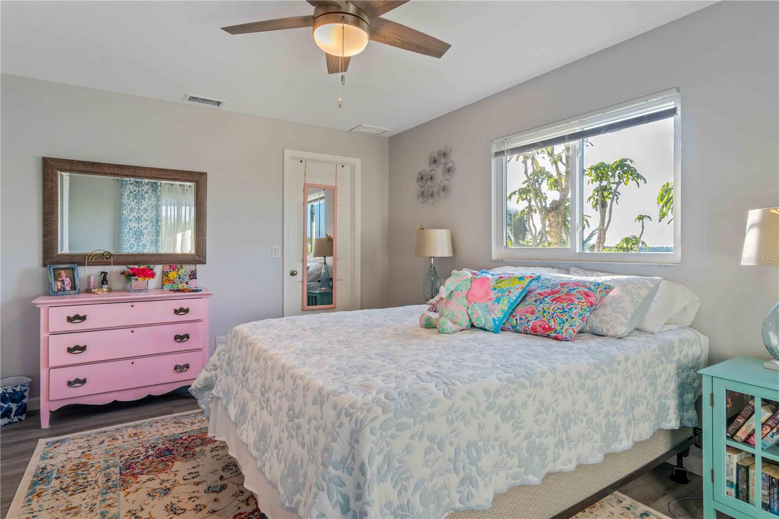 PALM POINT - Residential
