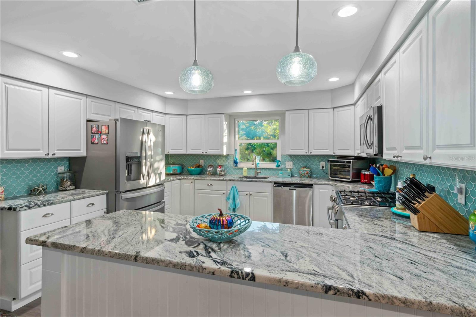 PALM POINT - Residential