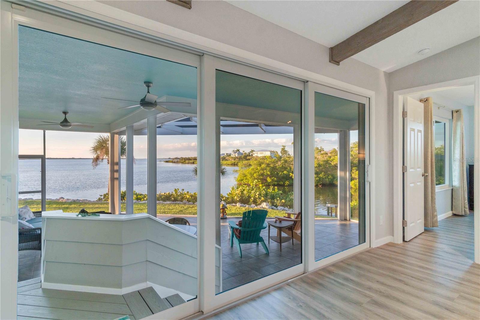 PALM POINT - Residential