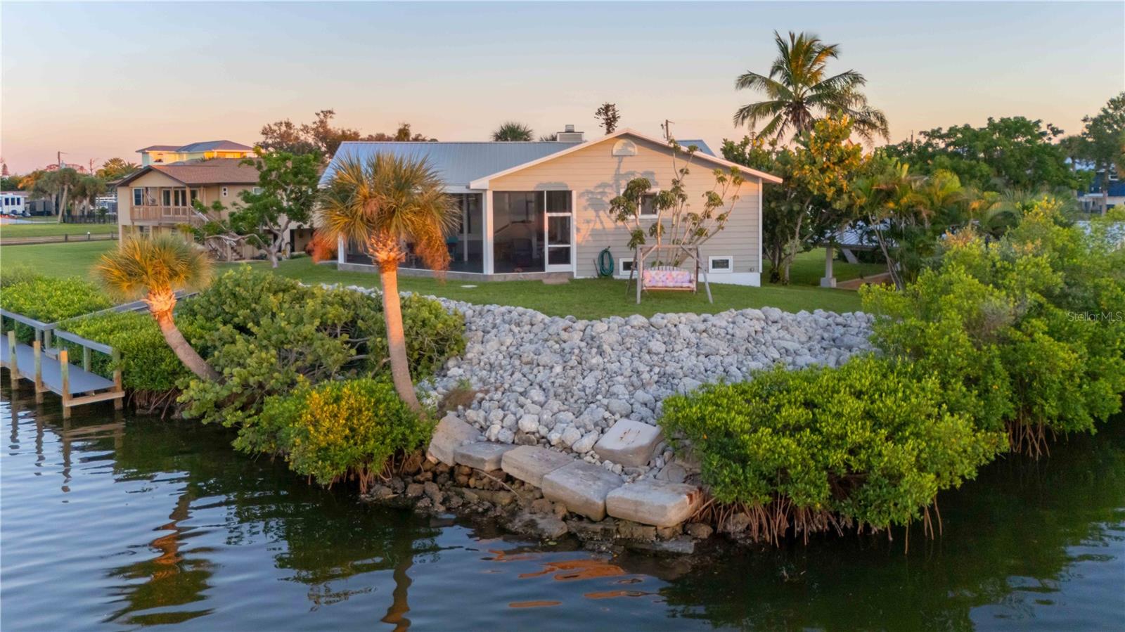 PALM POINT - Residential