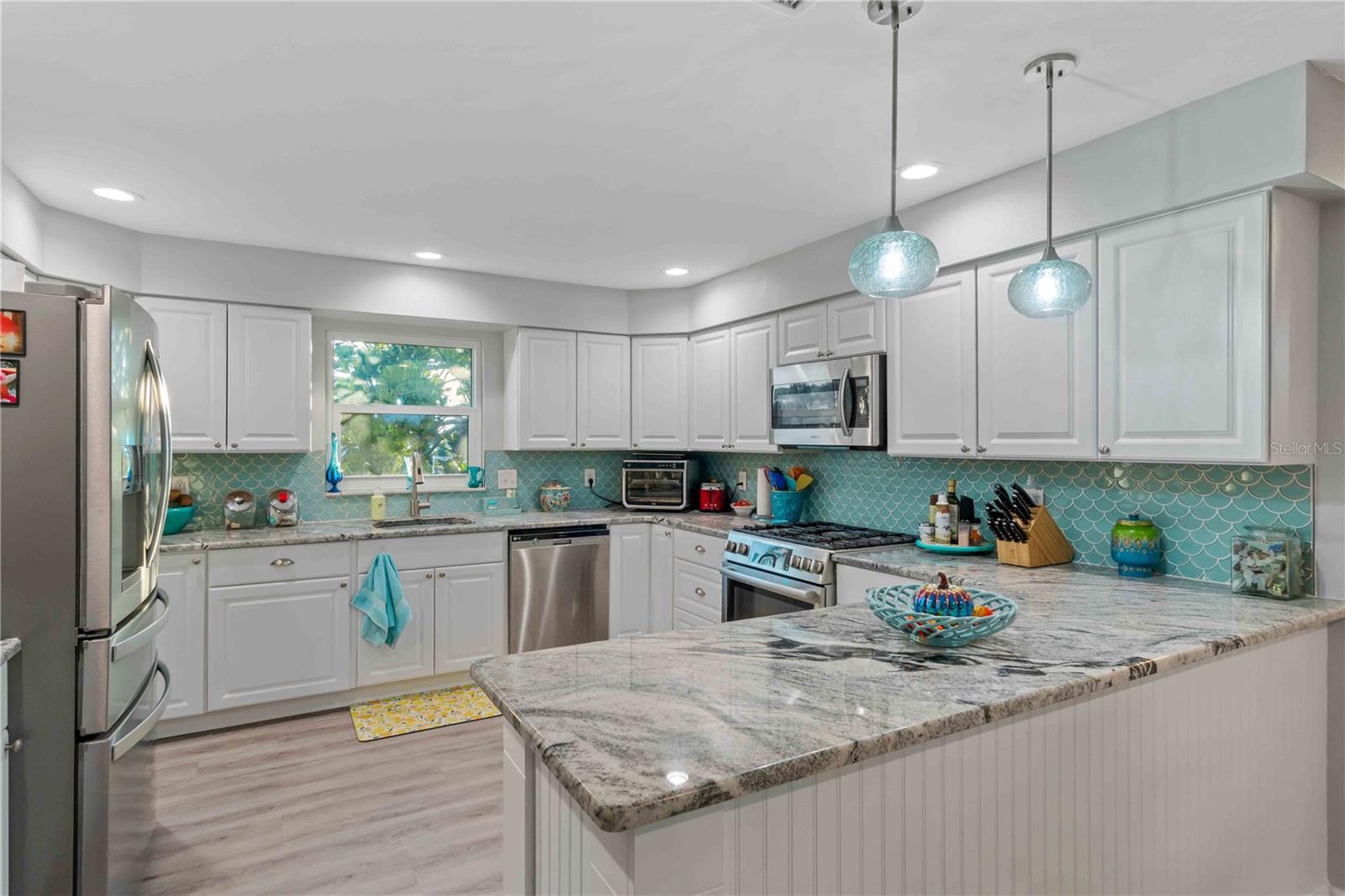 PALM POINT - Residential