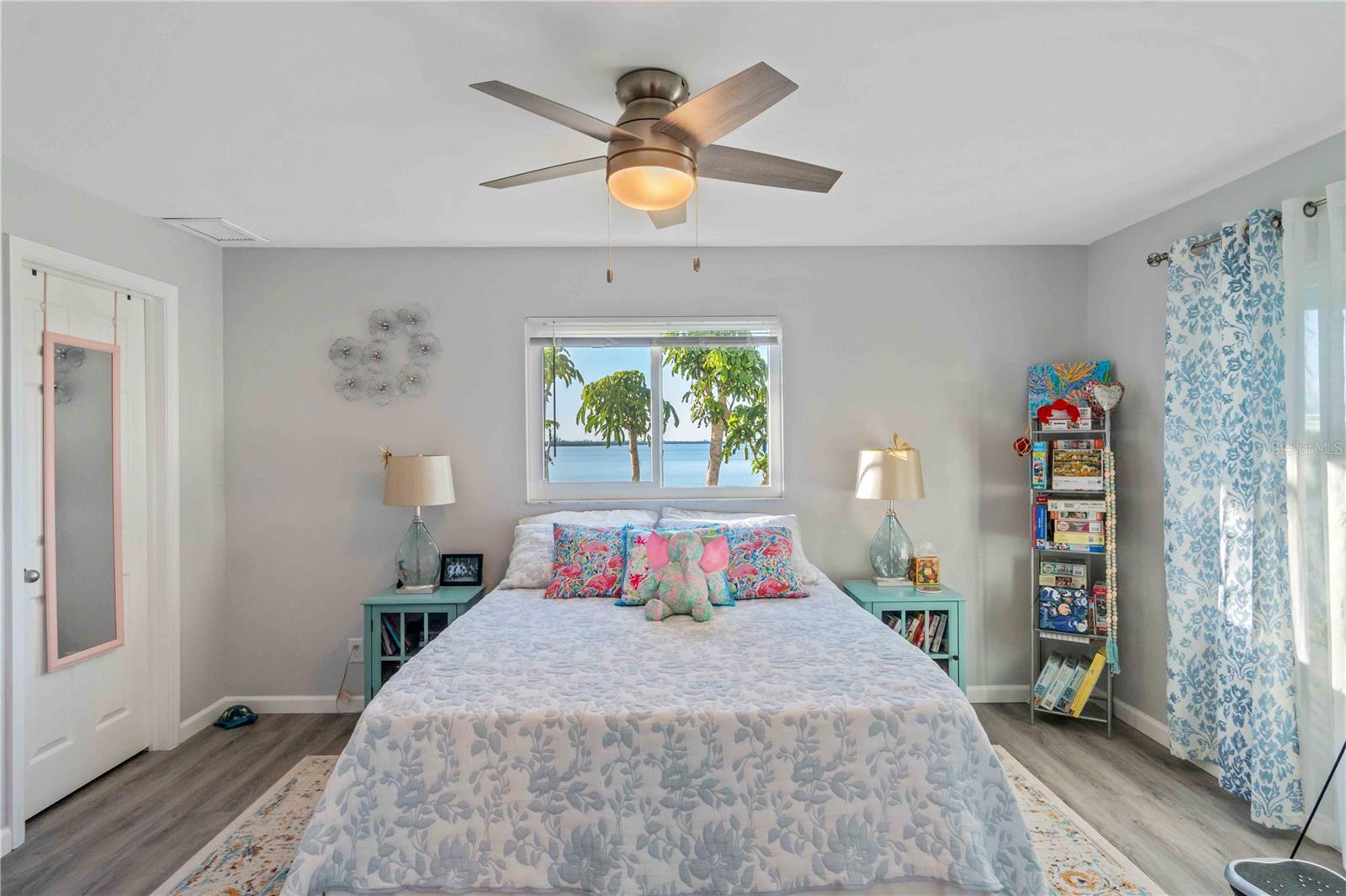 PALM POINT - Residential