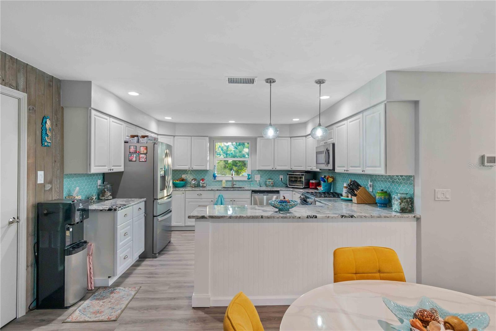 PALM POINT - Residential