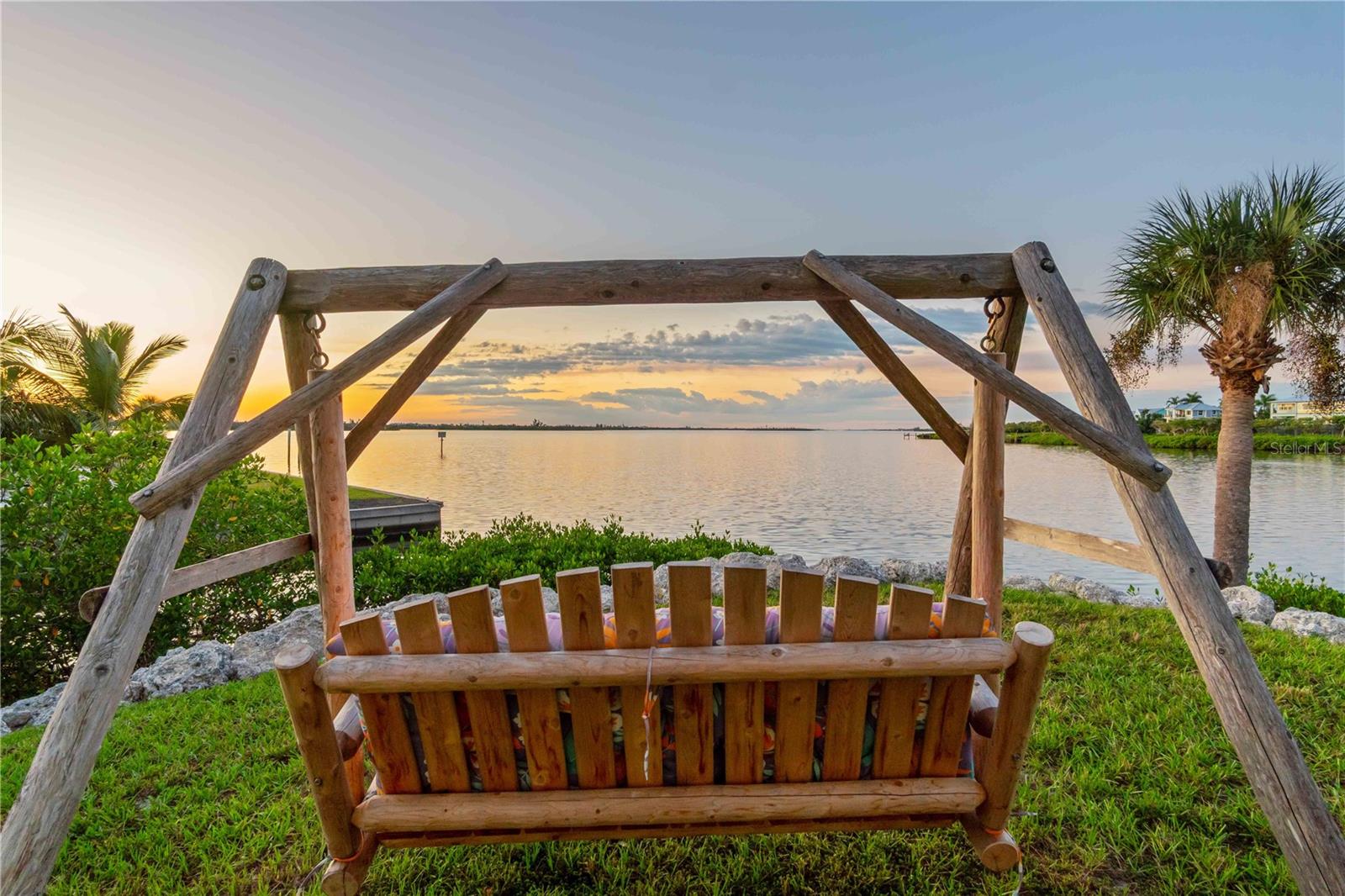 PALM POINT - Residential