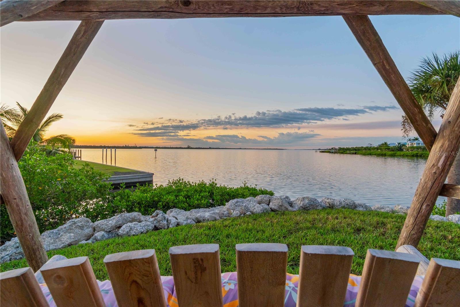 PALM POINT - Residential