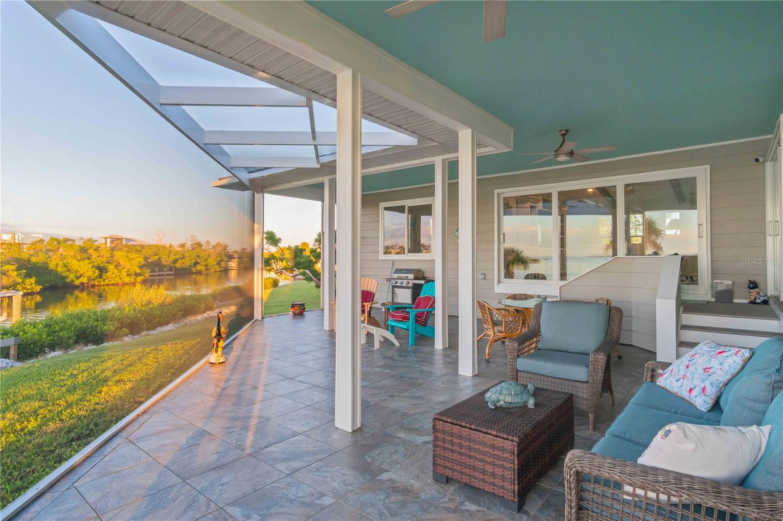 PALM POINT - Residential