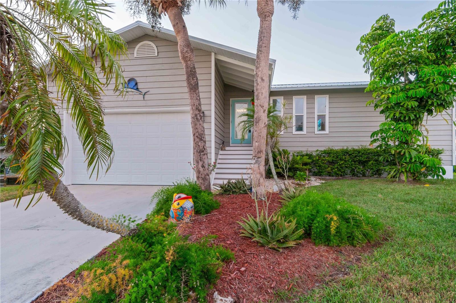 PALM POINT - Residential