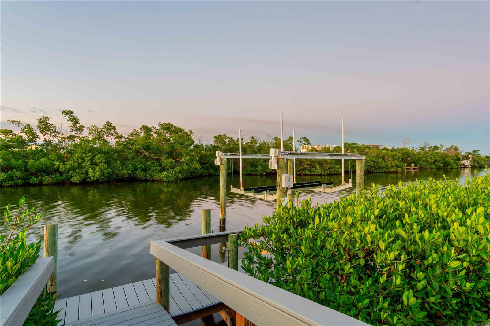 PALM POINT - Residential