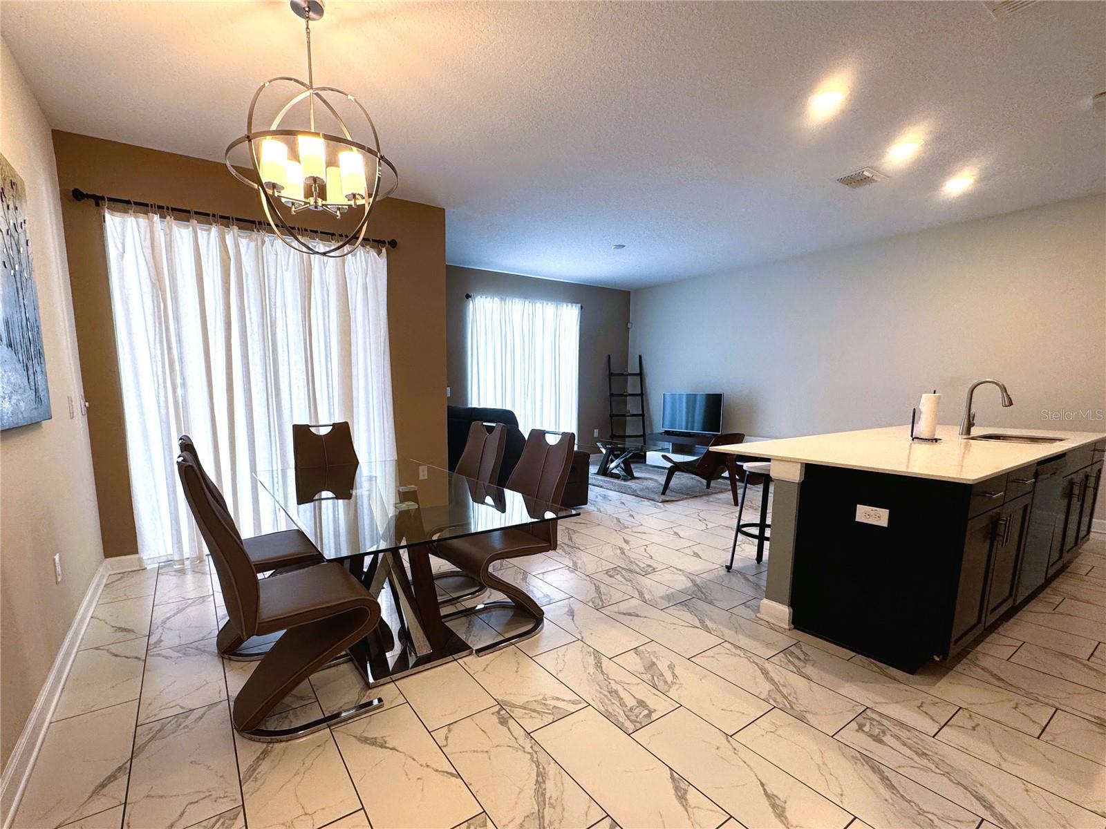1555 SANDBAGGER DRIVE