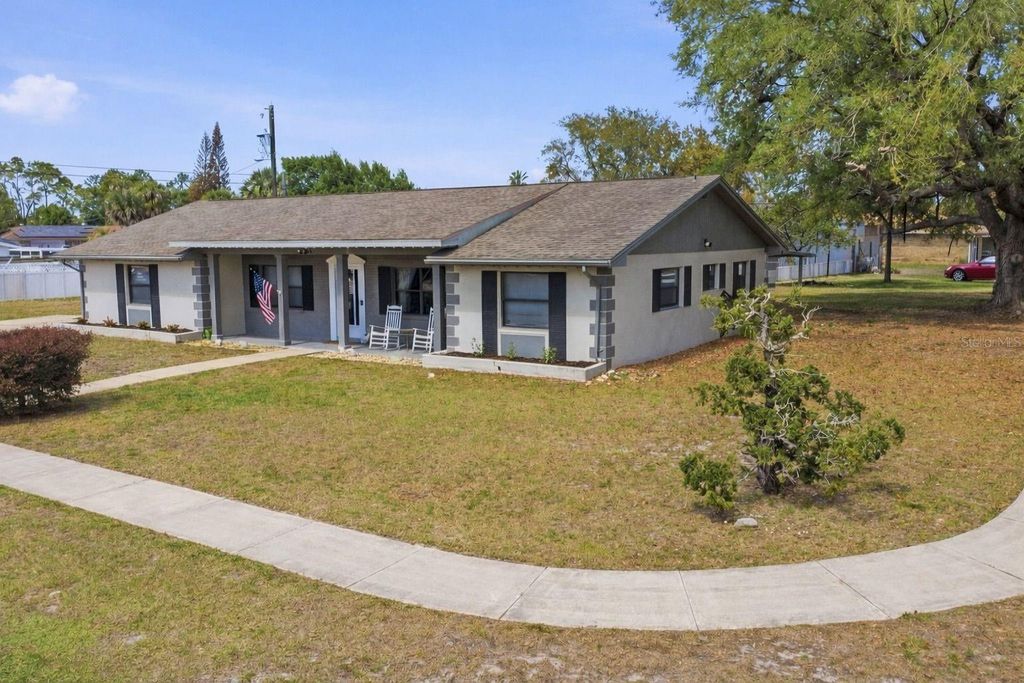 Photo of 184 Quail Roost Street, Deltona, FL 32725 (MLS # V4947869)