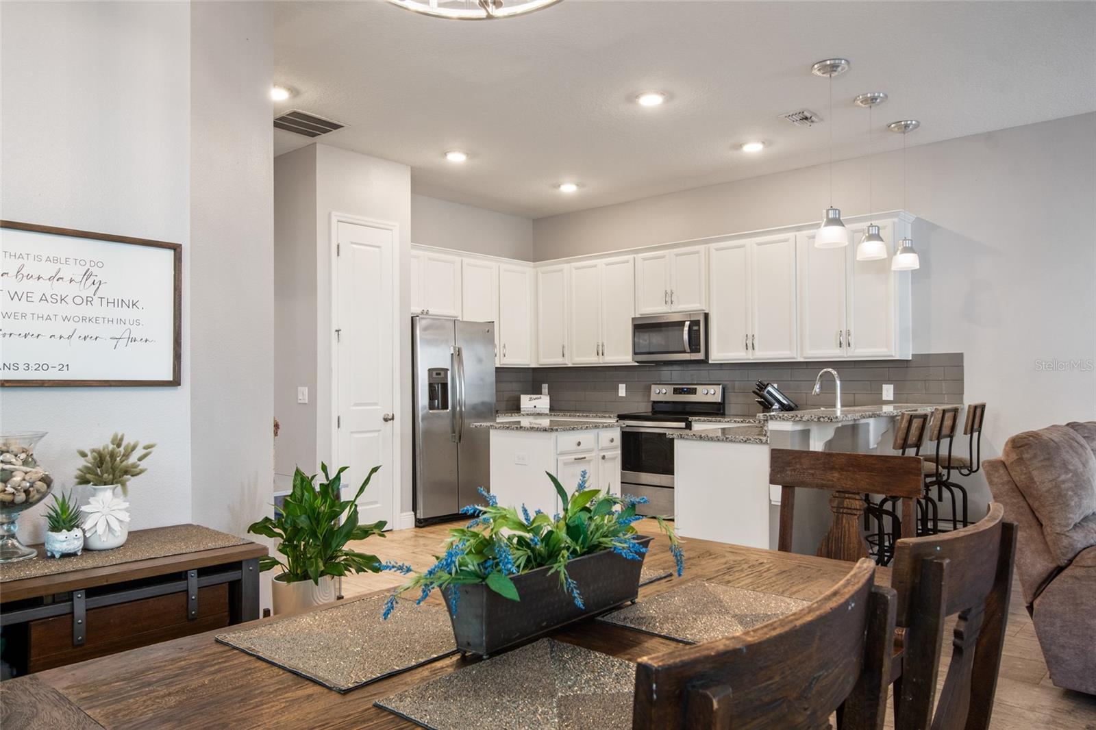 OAKLAND TRLS PH 1 - Residential