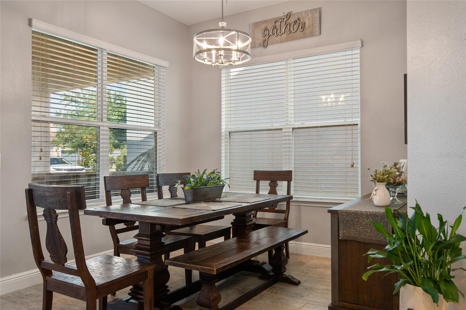 OAKLAND TRLS PH 1 - Residential