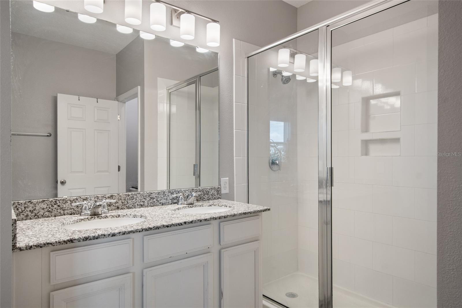OAKLAND TRLS PH 1 - Residential