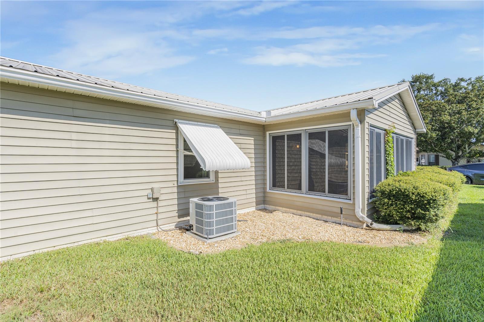 LADY LAKE ORANGE BLOSSOM GARDENS UNIT 13 - Residential