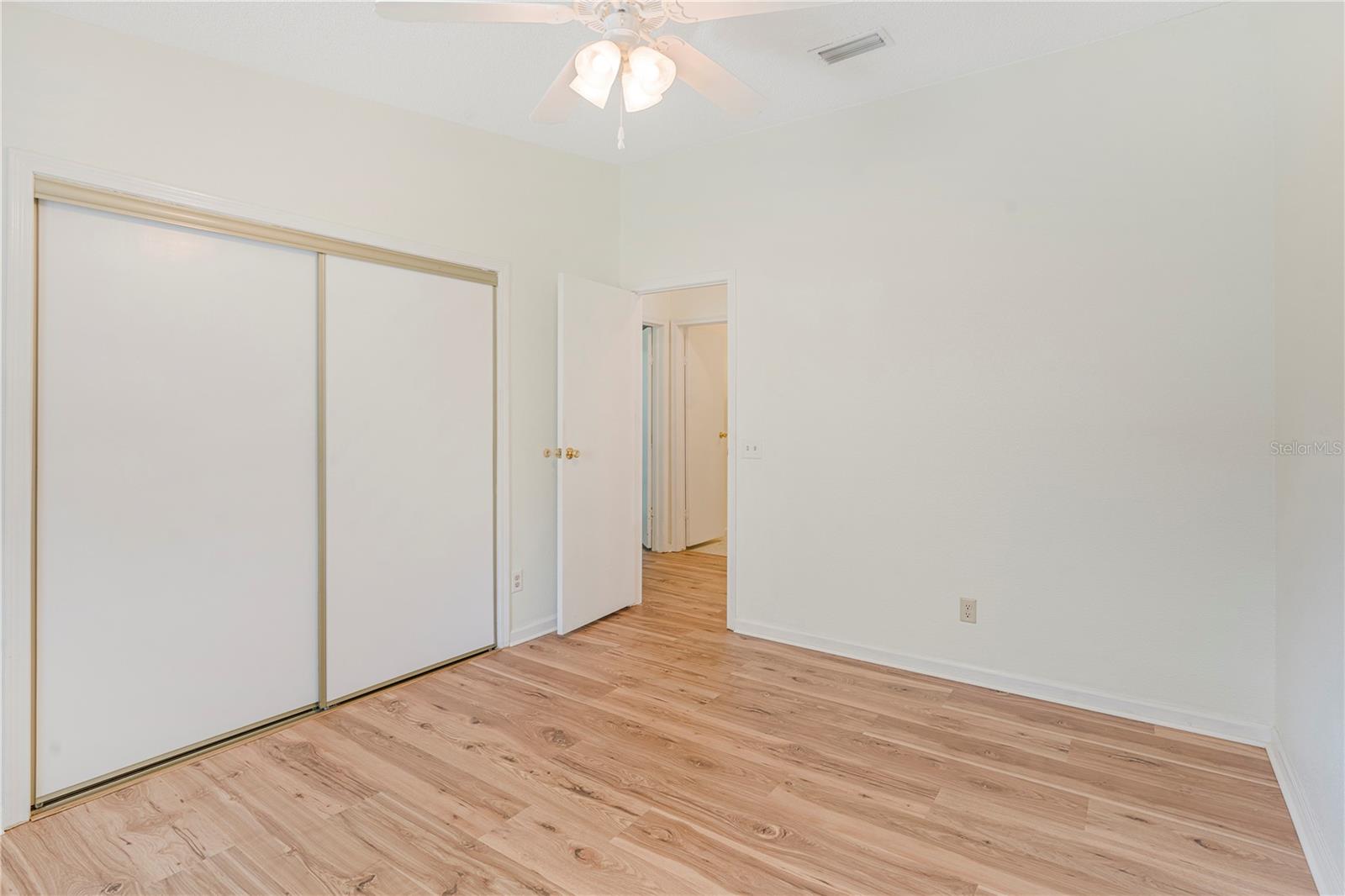 LADY LAKE ORANGE BLOSSOM GARDENS UNIT 13 - Residential