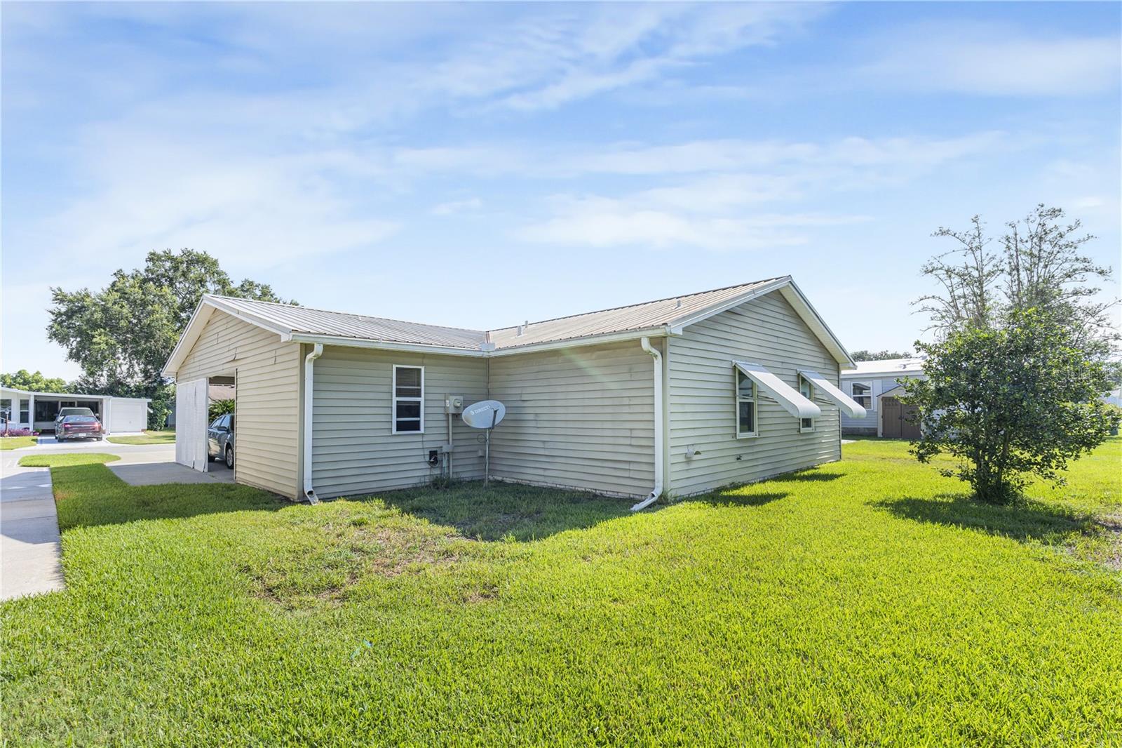 LADY LAKE ORANGE BLOSSOM GARDENS UNIT 13 - Residential