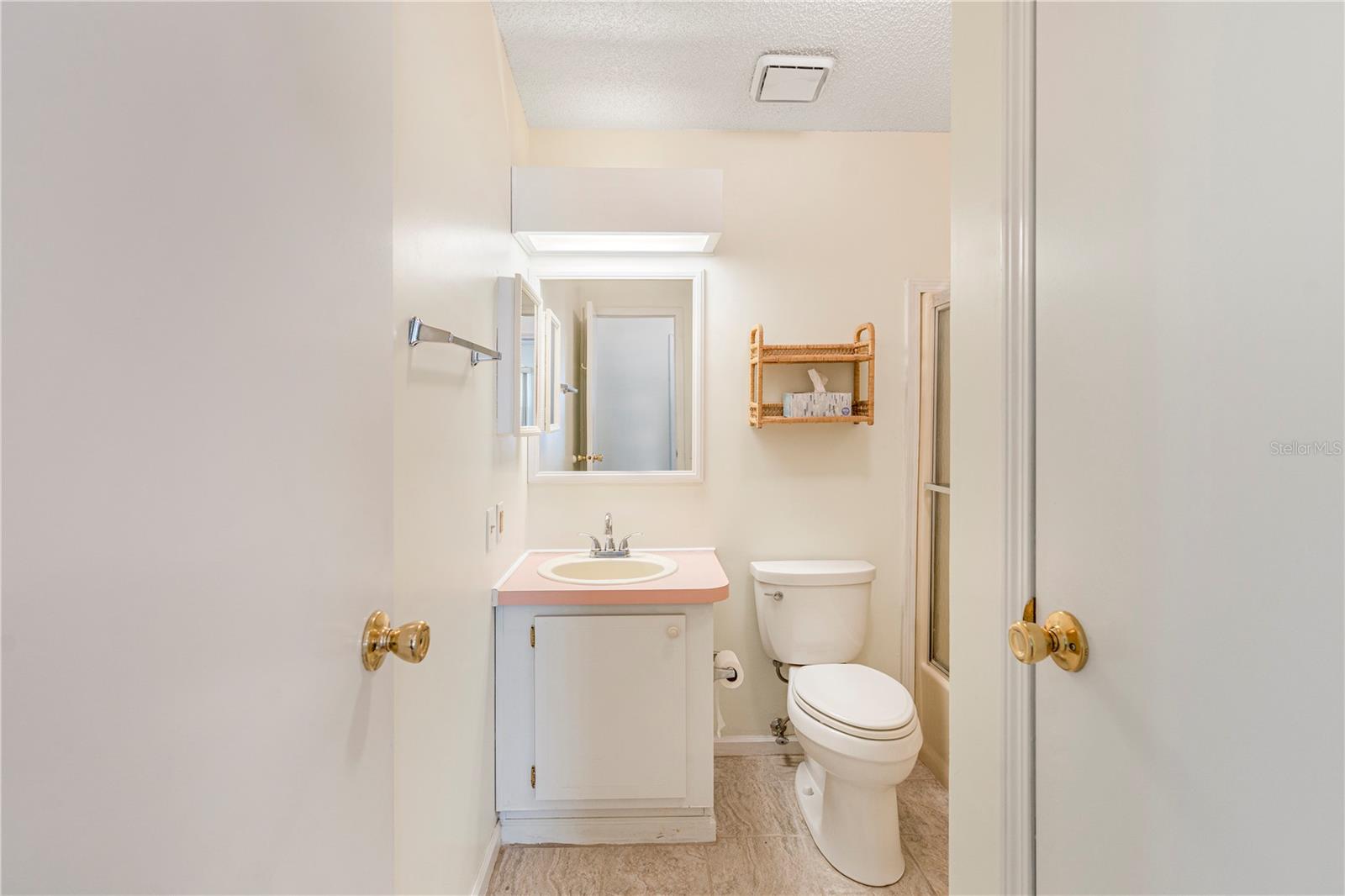 LADY LAKE ORANGE BLOSSOM GARDENS UNIT 13 - Residential