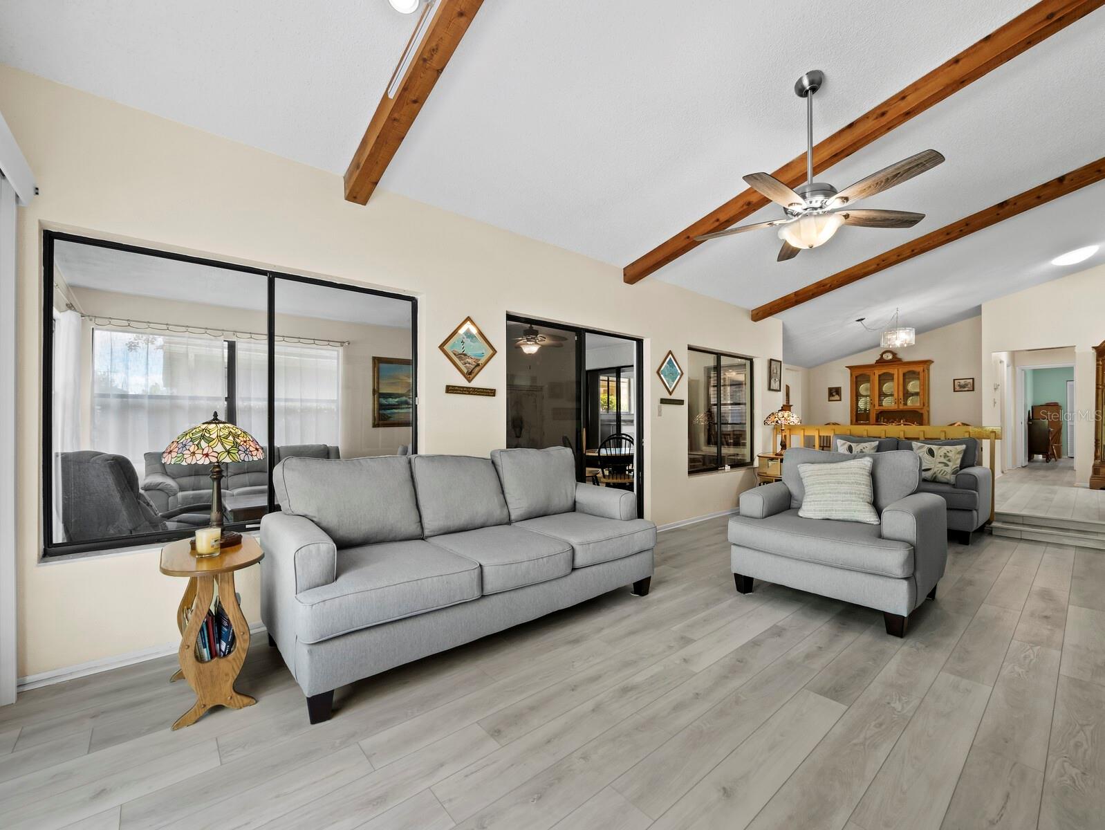 KNOLLS THE, BENT TREE - Residential