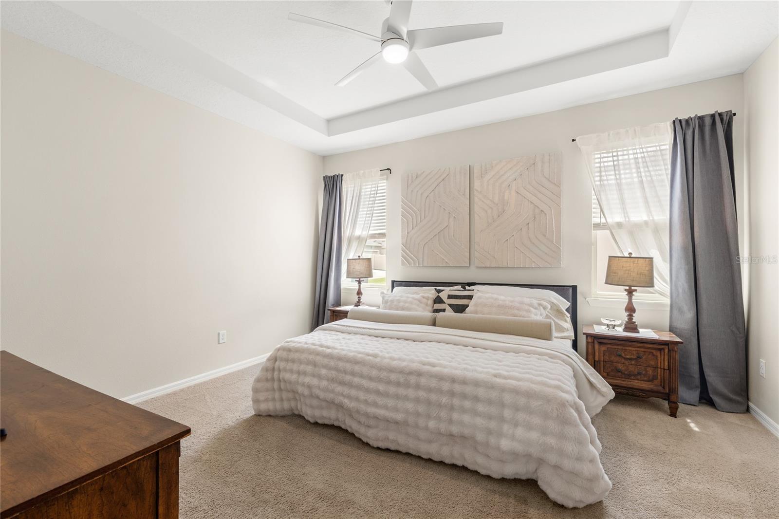 HAWKSMOOR-PH 1 - Residential