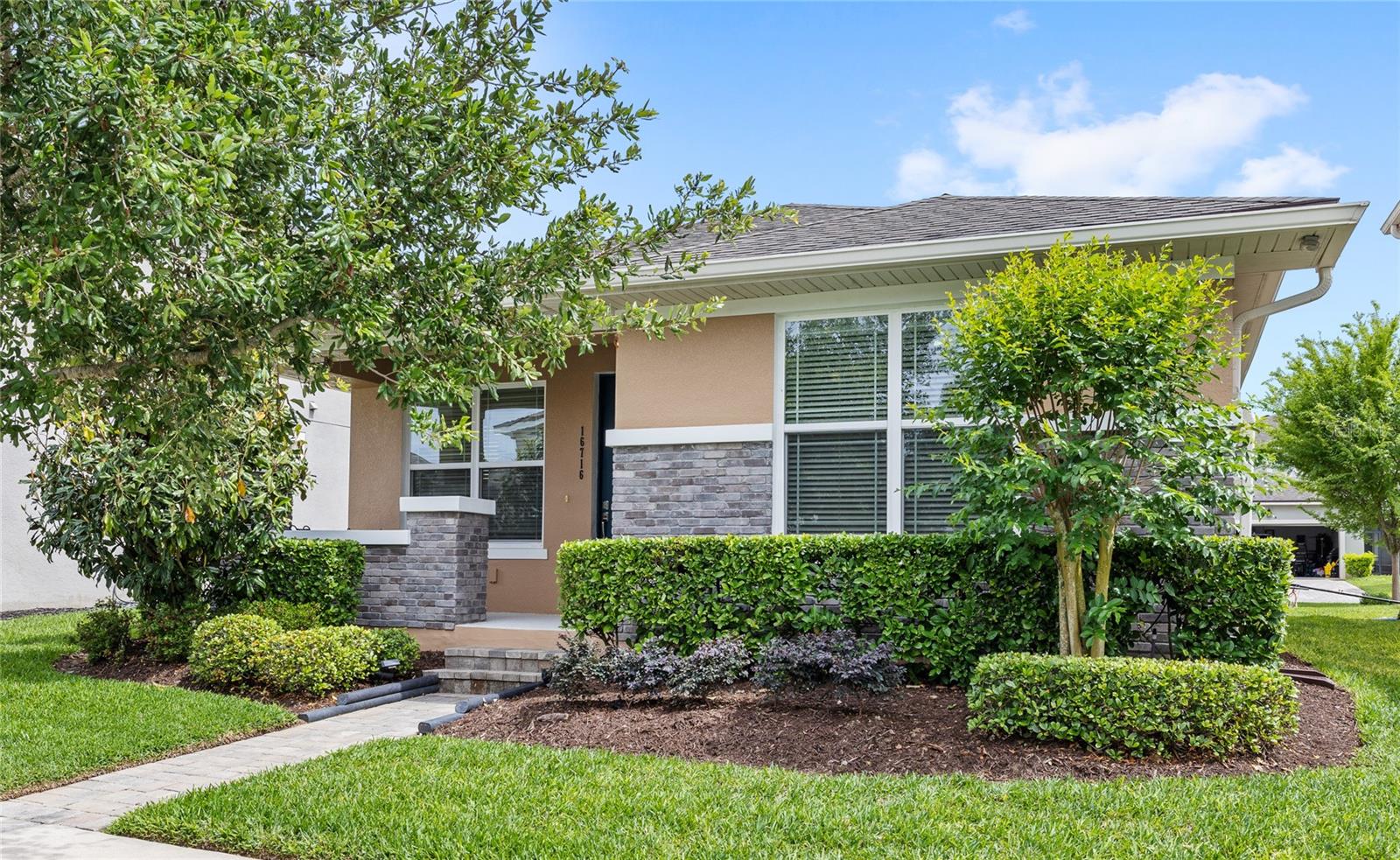 HAWKSMOOR-PH 1 - Residential