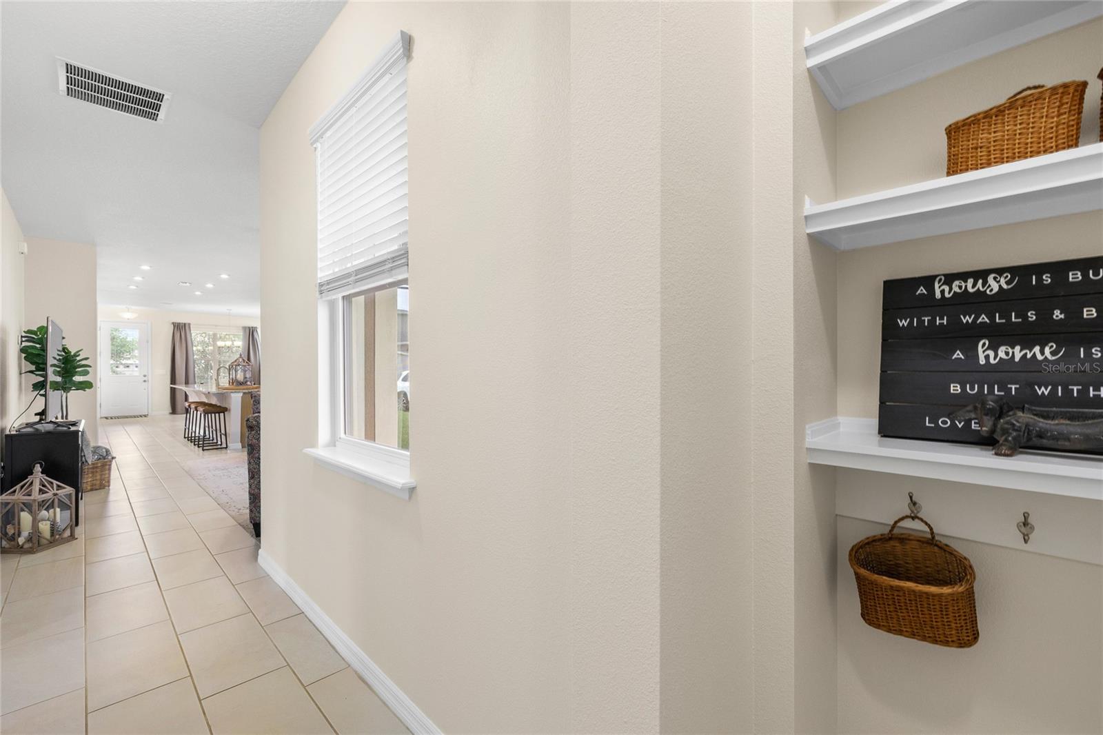 HAWKSMOOR-PH 1 - Residential