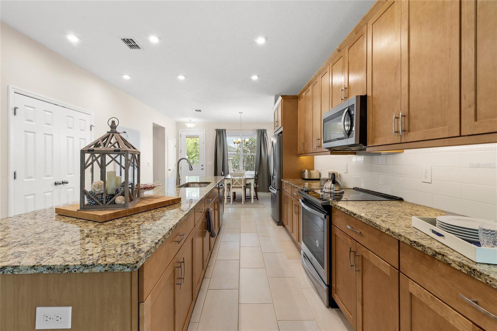 HAWKSMOOR-PH 1 - Residential