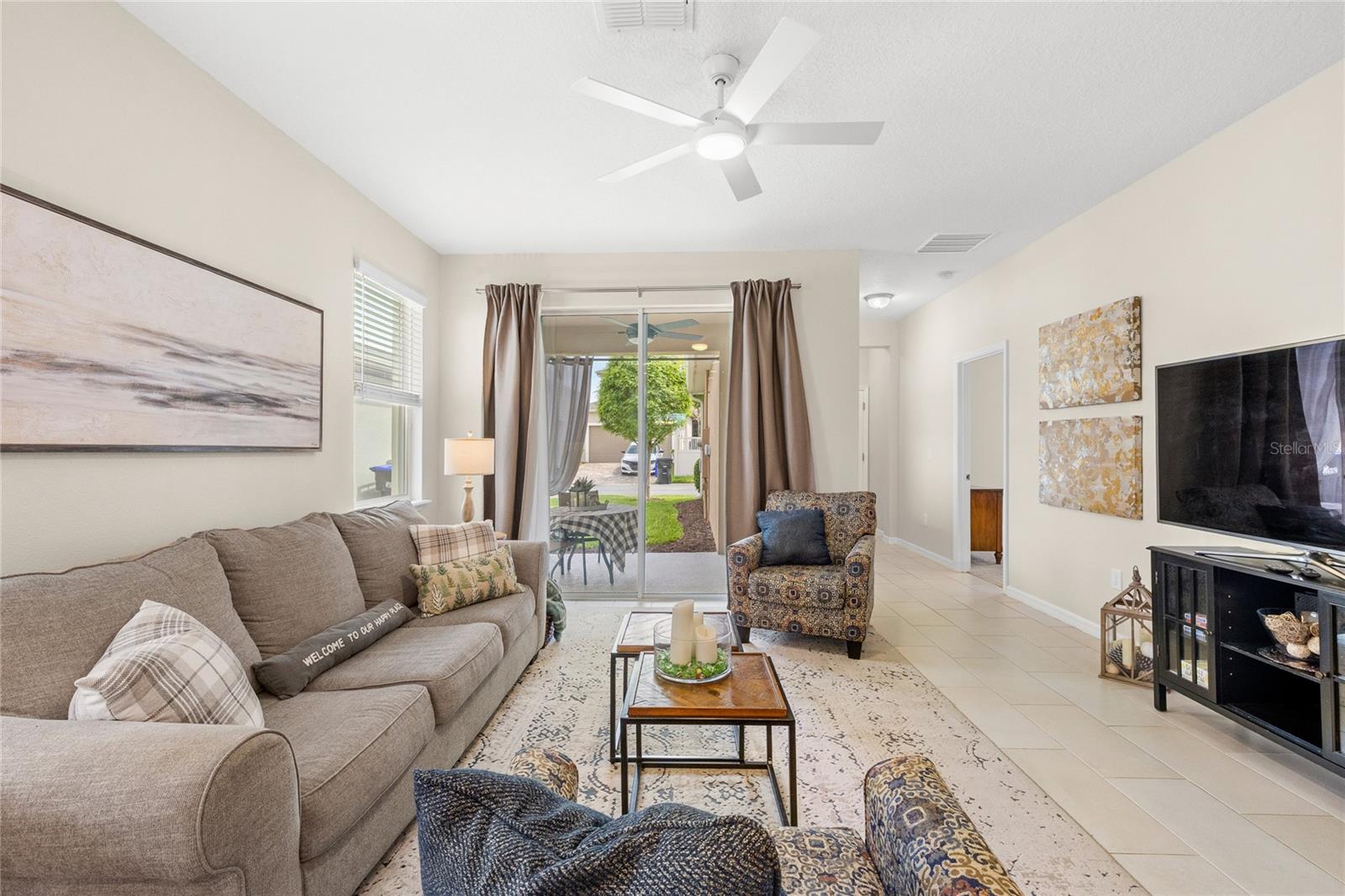 HAWKSMOOR-PH 1 - Residential