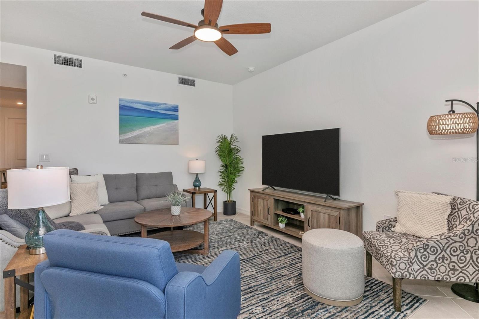 WELLEN PARK GOLF & COUNTRY CLUB - Residential Lease