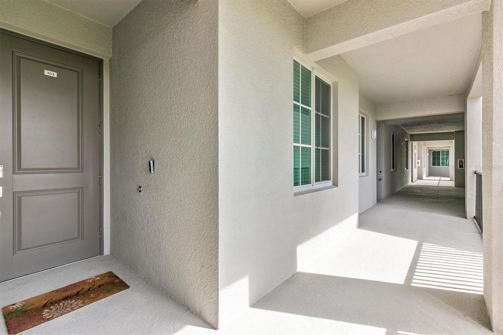 WELLEN PARK GOLF & COUNTRY CLUB - Residential Lease