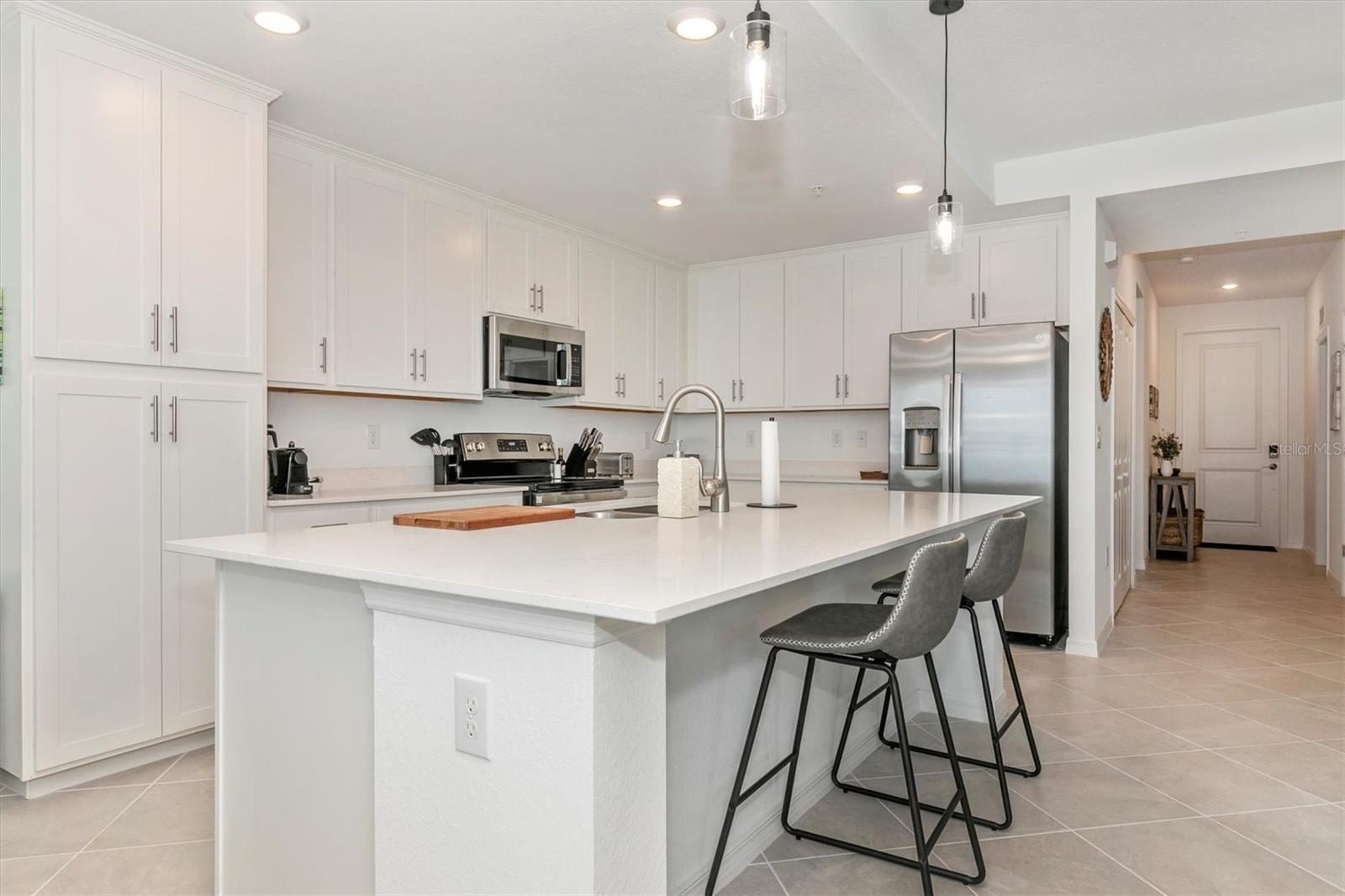 WELLEN PARK GOLF & COUNTRY CLUB - Residential Lease