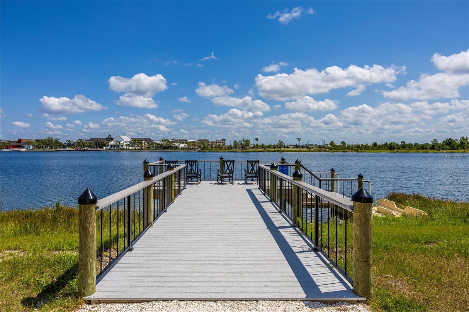 WELLEN PARK GOLF & COUNTRY CLUB - Residential Lease