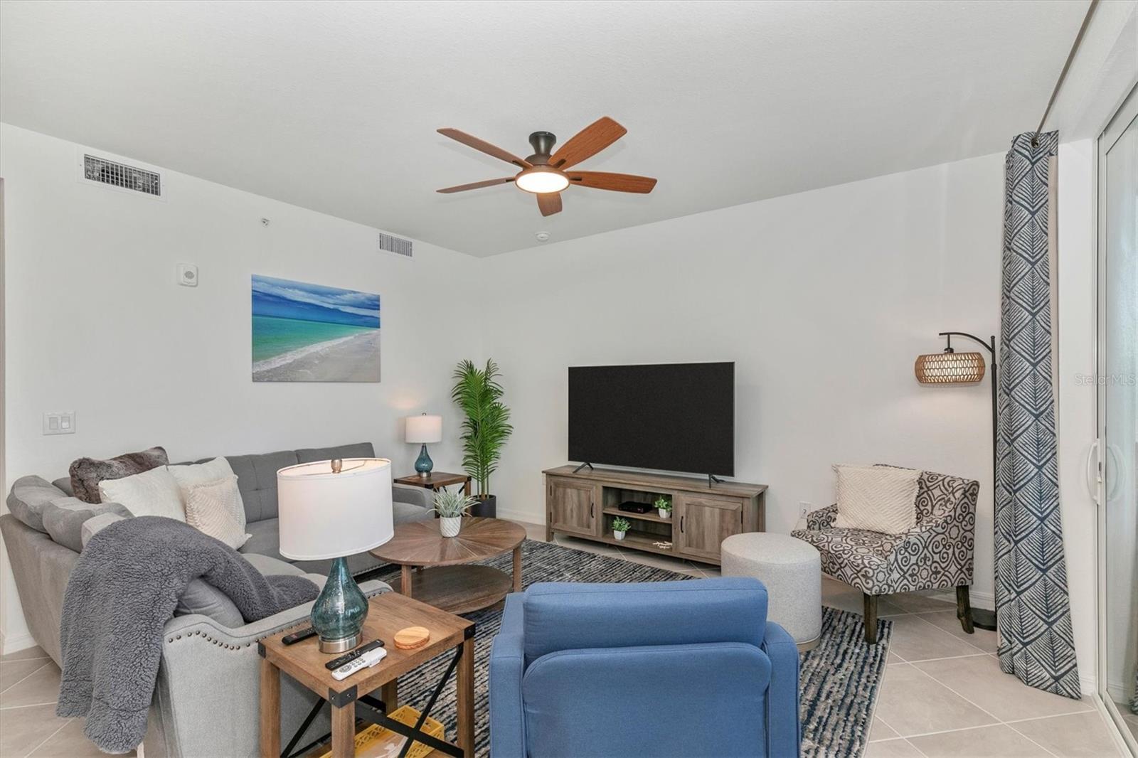 WELLEN PARK GOLF & COUNTRY CLUB - Residential Lease