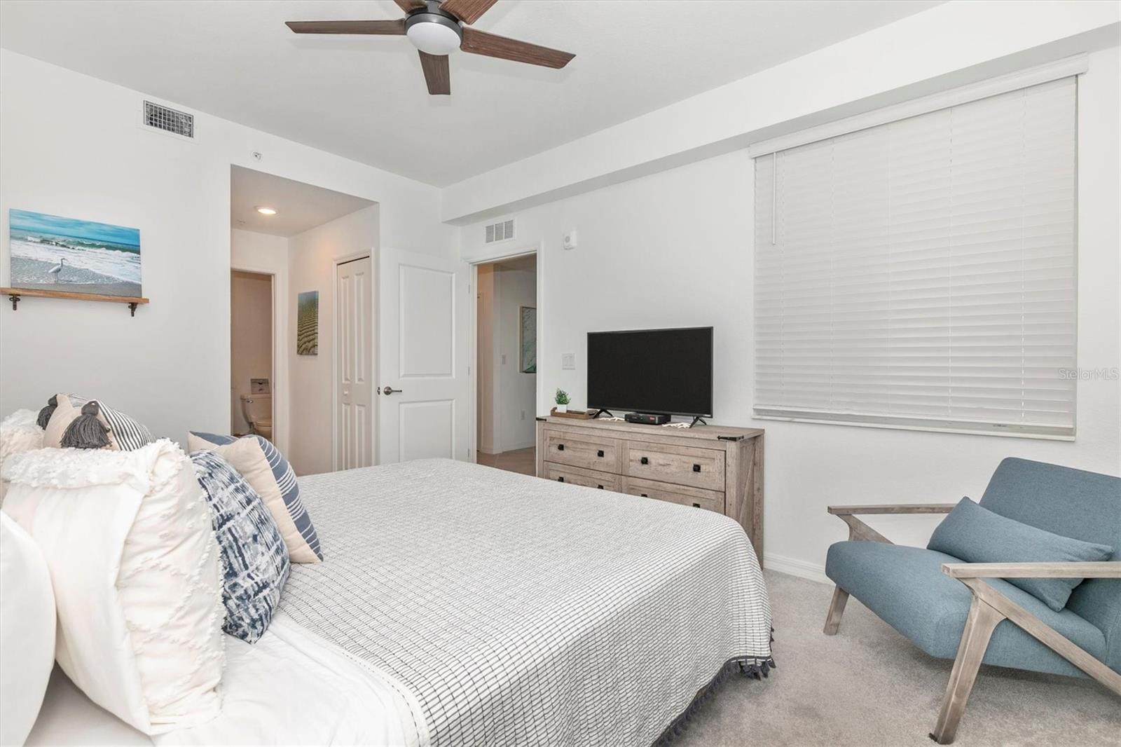 WELLEN PARK GOLF & COUNTRY CLUB - Residential Lease