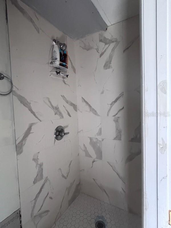 NORTH POINTE - Residential Lease